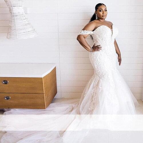 Plus Size Lace Mermaid Wedding Dresses 2022 Back Lace Up Off Shoulder African Long Train Bridal Gowns Appliques vestidos