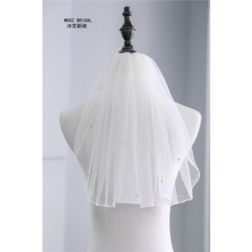 Short Bridal Veils Cheap Soft Tulle Glass Rhinestones with Metal Comb Veils 2018