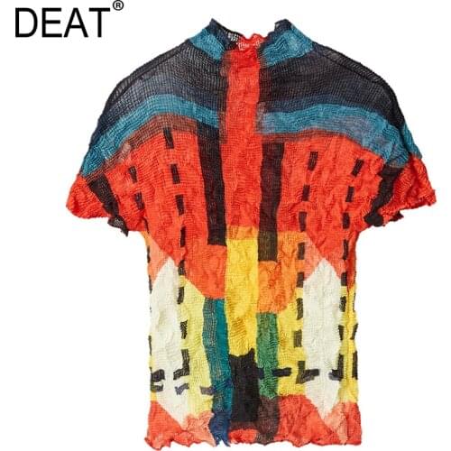 DEAT Pleated Womens T-shirt Pullover Short Sleeve Hit Color Pattern Stand Slim Heavy Industry Fold 2021 New Summer Fashion HT427
