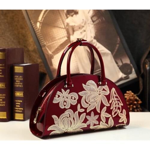 Fashion Genuine Leather Versatile Embroidery Women Handbag 2021 New China Ethnic Style Middle-Aged Women Shoulder Messenger Bag