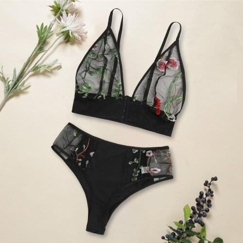 Women Underwear Flower Embroidery Lace Lingerie Ladies Sexy Temptation See-through Underwear Floral Embroidery Mesh Lenceria