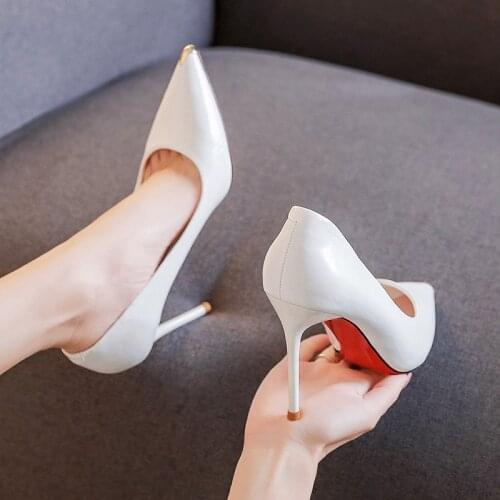 Women High Heels Female Office Pumps Pointed Toe Ladies Dress Party Designer Shoes White Black 2021 Fashion New Small Size K0004
