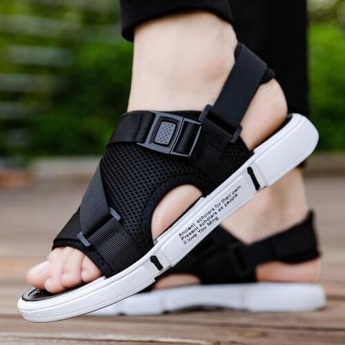 2021 New Arrival Summer Fashion Beach Sandals 3 Colors Men Sandals High Quality Outdoor Non-Slip Breathable Men Casual Shoes