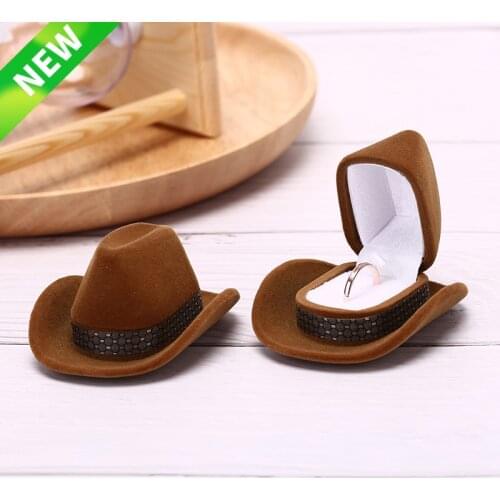 Creative Design Cowboy Hat Shape Rings Boxes Velvet Gift Box for Rings and Small Earrings Pendant Necklace Box for Wedding