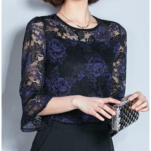 2019 spring new Korean retro lace shirt female seven-point sleeve hook flower hollow shirt spring and autumn bottoming shirt