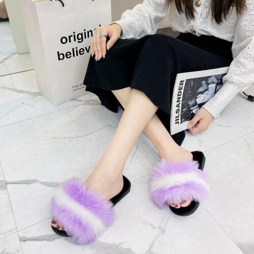 New Luxury Fluffy Fur Slippers Ladies Warm Fur Flip Flops Women Plush Fur Slides Rainbow Flat Home Slippers Woman Open Toe