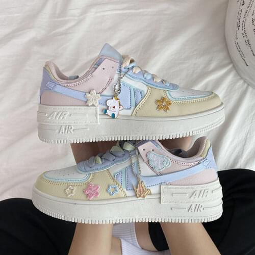 2021 Spring New Platform Women Sneakers Ins Trend Fashion Casual Pendant Decoration Five Pointed Star Flats Tennis Canvas Shoes