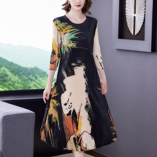 New Elegant Women Miyak Pleated Loose A-Line Dress Summer Spring Round Neck Casual Fashion Plus Size Ladies Dresses Clothing