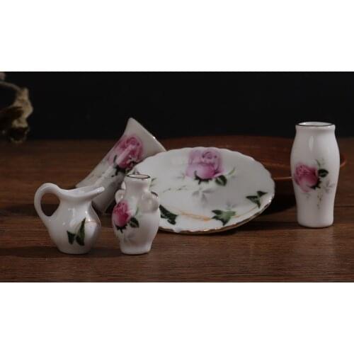 1Pc Red and White Floral Pattern Mini Ceramic Vases Of Different Shapes Plate Dollhouse Miniatures Accessories