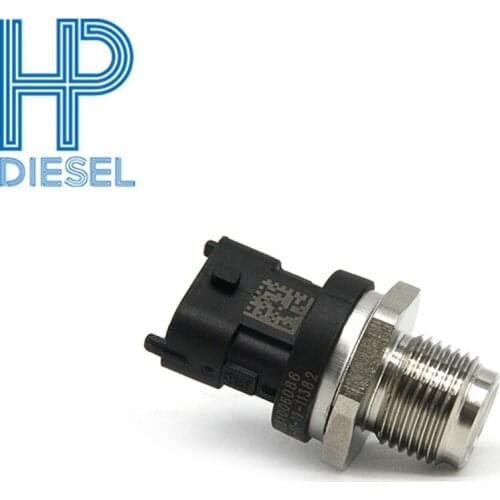 5pcs/lot Electronic Automatic Wireless Reverse Parking Sensor ME229553 Oil Pressure Sensor 0281006086