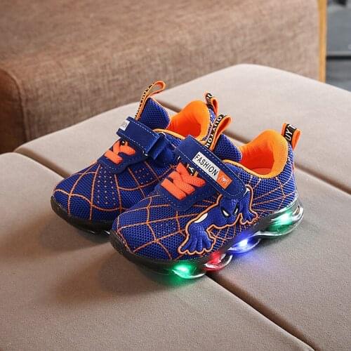 Spiderman Children Luminous Shoes Boys Girls Sports Shoes Baby Flashing Lights Fashion Sneakers Toddler Little Kid LED Sneakers