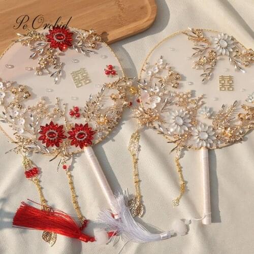 PEORCHID Luxury Chinese Red Bridal Bouquets Fan Classic Handmade Crystal Flowers Metal Round Fan Brooch Wedding Accessories