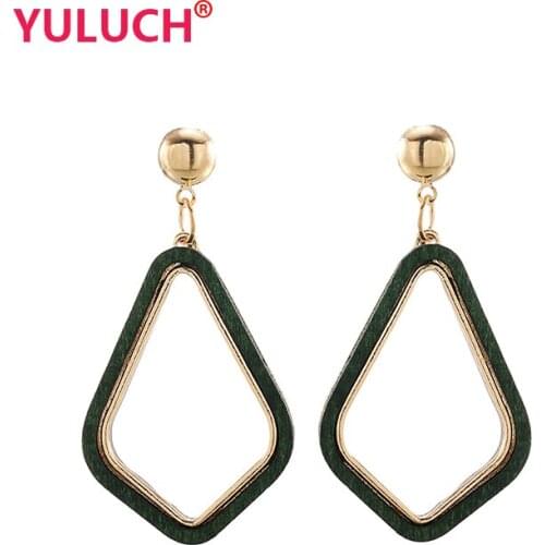 YULUCH New Design Geometric Alloy Inlaid Wood Chip Stud Earrings for Fashion Womens National Engagement Party Gifts