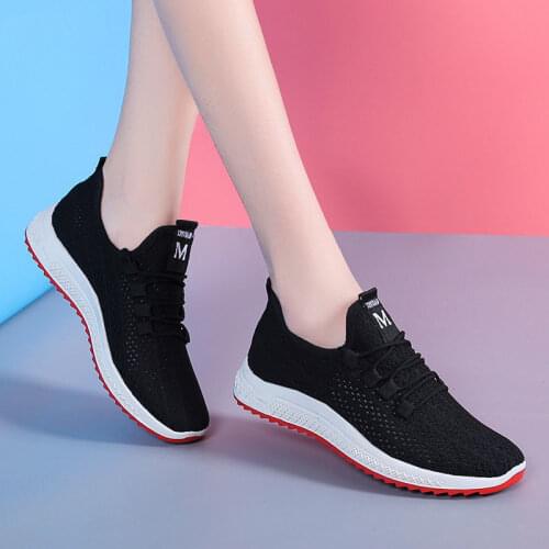 2021 Women Fly Weave Shoes Walking Shoes Specialty Cozy Sneakers Casual Running Shoes Flat Shoe All-match Cozy Vulcanized Shoes