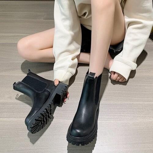 Chelsea Boots Women Heels Genuine Leather Ankle Boots for Women 2021 Autumn Black Platform Shoes Woman Booties Rain Shoes Rubber