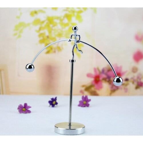 Home Decor Rotating Balancing Ball Swing Small Man Tumbler Home Office Crafts Ornaments RE