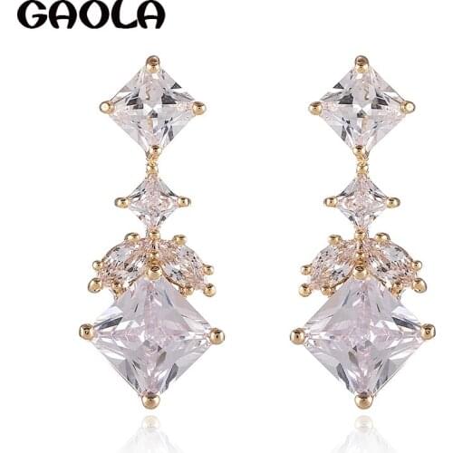 GAOLA Simple Clear Cubic Zirconia Geometric Flower Shape Stud Earrings GLE9267