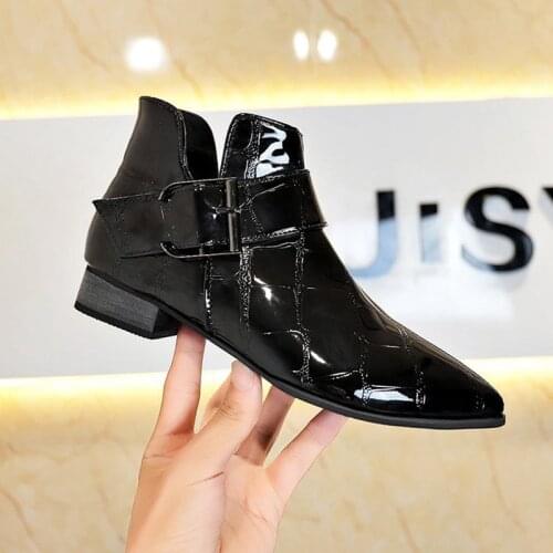 Crocodile pattern japanned leather buckle strap leather boots women preppy style low heel ankle boots woman retro botas 2020