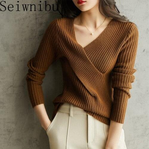 French gentle wind the sexy small crossover v-neck sweater design cultivate ones morality female winter pit contracted base swe
