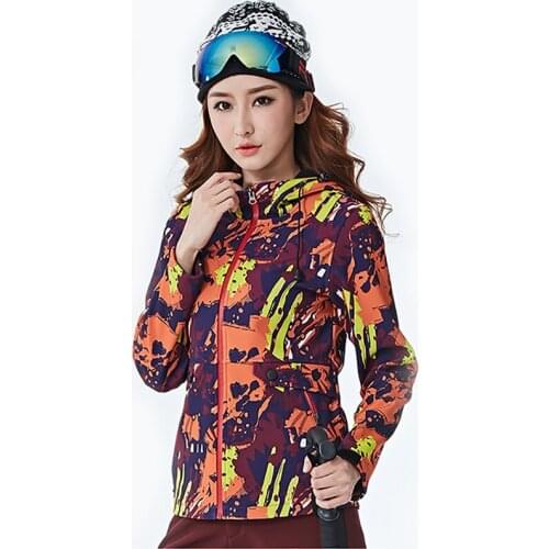 Outdoor Spring Autumn Softshell Jackets camo Waterproof Windproof Thermal Windbreaker Women Climbing Camping Hiking Coat