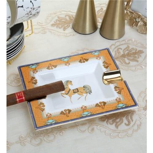 Ceramic Portable Cigar Ashtray For Office Living Room Club KTV Useful War Horse Creative Home Furnishing Ornament Rectangle
