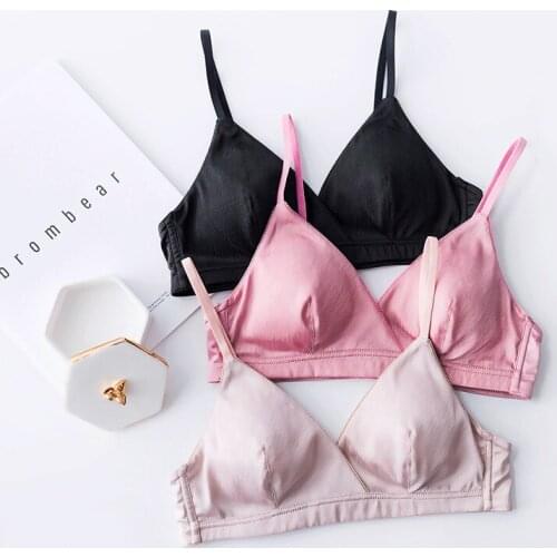 Lingerie bras for women Sexy triangle cup bra Wireless thin without protruding point underwear French style
