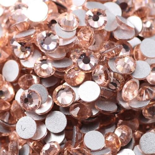 100pcs Cute Crystal Light Peach Round Flatback Crystal Nail Rhinestone Different Sizes SS3-20 RS-31