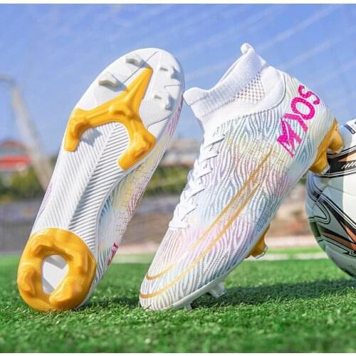 New High Ankle Soccer Shoes Men Breathable Outdoor High-top Football Boots Turf Soccer Cleats Kids AG Women Soft Football Shoes