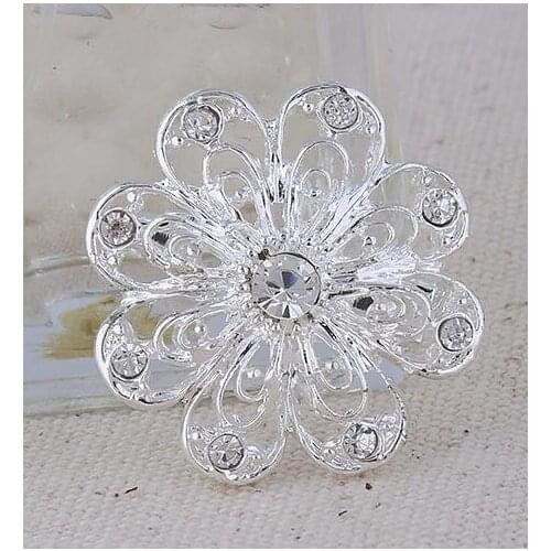 Personality Flower Brooch Jewelry For Women/men Fashion Jewelry Brooch Pins Metal Scarf Wedding Gift Diy Jewellery Accessories