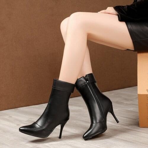 Autumn and winter new womens pointed short boots fine heel Martin boots high heel fashion sexy short boots white black