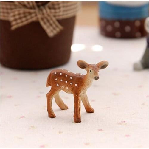1 Pcs Artificial Mini Sika Deer Fairy Garden Miniatures Gnomes Moss Terrariums Resin Crafts Figurines Home Decoration
