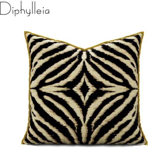 Diphylleia Hot Selling Cushion Cover Chic Home Decorative Leopard Zebra Pattern Modern Simple Pillow Case Luxury Coussin 50x50cm