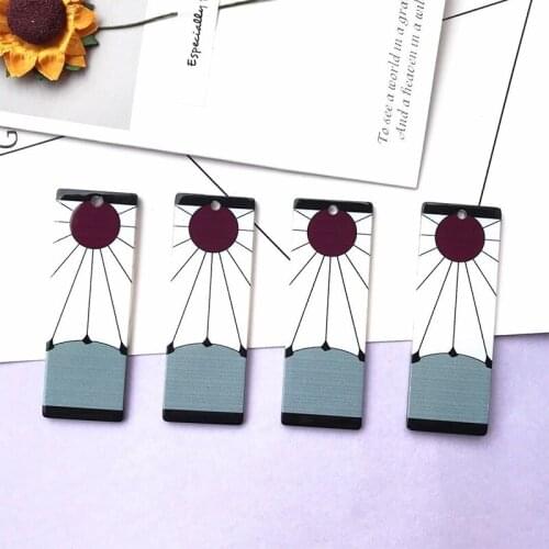 Demon Slayer Kamado Tanjirou Anime Protagonist Sun Goddess Earrings Ear Clips Keychain Accessories Ornaments