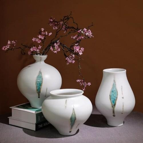 New Chinese creative special-shaped flow glaze ornament home Xuanguan desktop TV cabinet soft ceramic vase ornaments