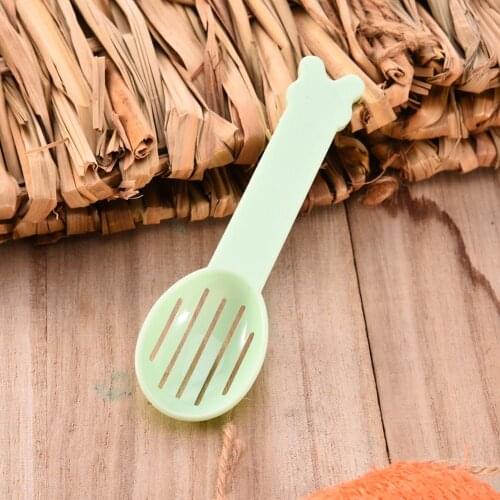 1pcs Random Color Hamster Shovel Pet Cleanning Tool Plastic Scoop Hamster Sand Cleaning Products Toilet For Food Spoons Supplies