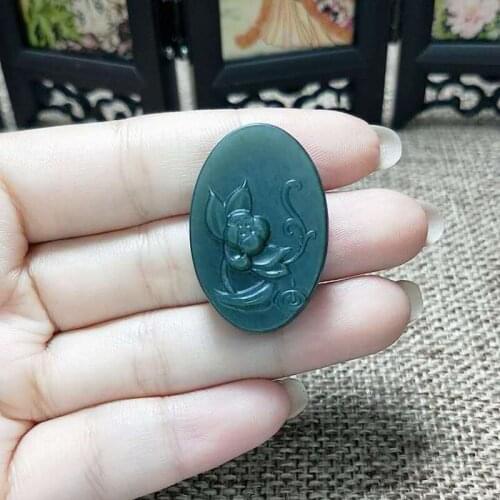 Natural Hetian Jade Lotus Pendant Necklace Can Be Worn By Both Men And Women