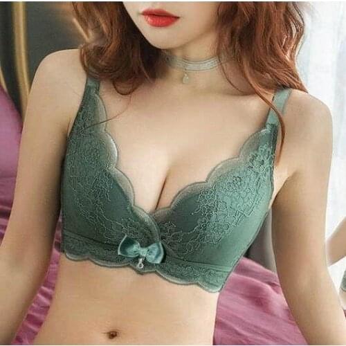 Women Deep V Wireless Lace Bra Push Up Full Cup Bra Gathered No wire Bra Comfortable Sexy Plus Size