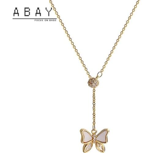 2021 New Flash Rhinestone Butterfly Necklace Women Fashion Temperament Zircon Design Sense Short Clavicle Chain Wholesale Trend
