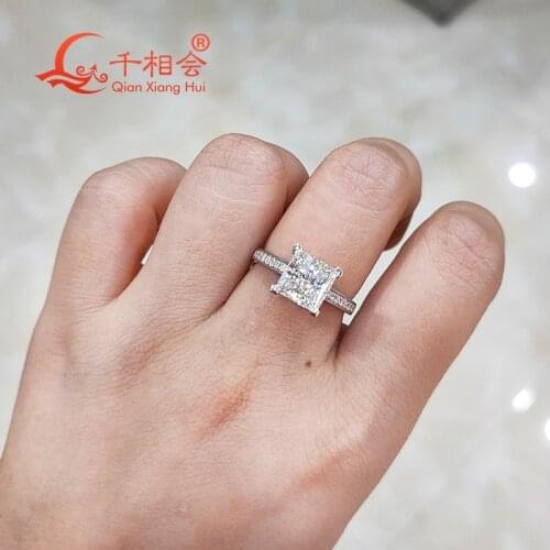 Qian Xiang Hui Rings