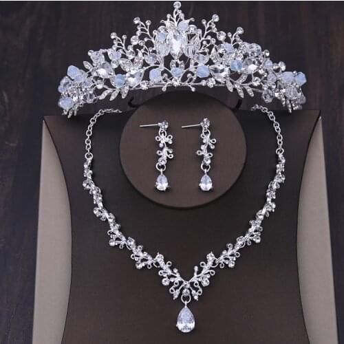 Luxury Crystal Heart Wedding Jewelry Sets Rhinestone Crown Tiara Choker Necklace Earrings Bridal Dubai African Beads Jewelry Set