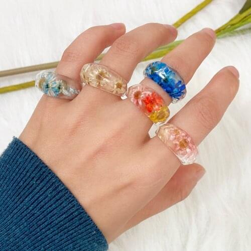 Transparent Chunky Epoxy Resin Rings Cute Multicolor Dried Flower Finger Rings Trendy Jewelry Accessories For Men Women Gifts