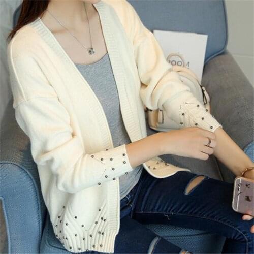 2018 New Autumn Women Short Coat Casual Beading Knitted Cardigan Jacket Ladies Long Sleeve Sweater Cardigans Outwears Tops AB928