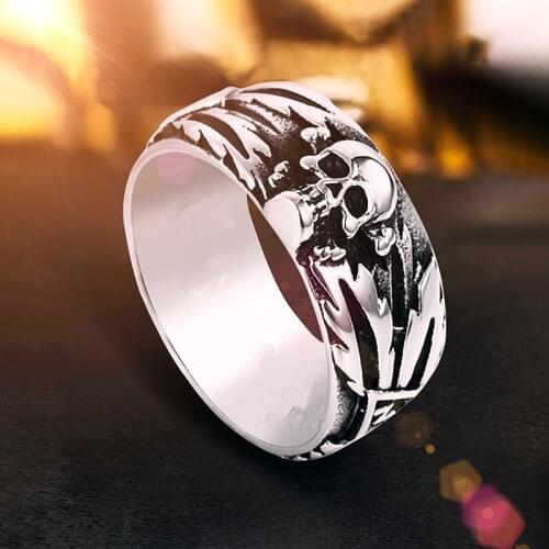 Mens Fashion Retro Punk Ring Silver Color Lightning Pattern Skull Ring Jewelry Accessories