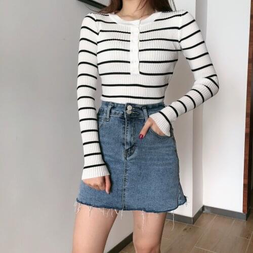 The new Korean style literary striped slim slimming bottoming shirt half-open collar v-neck versatile long-sleeved top