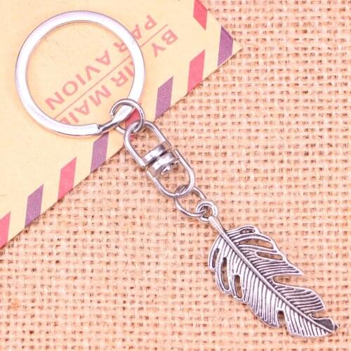 New Fashion Keychain 40*16 mm feather Pendants DIY Men Jewelry Car Key Chain Ring Holder Souvenir For Gift