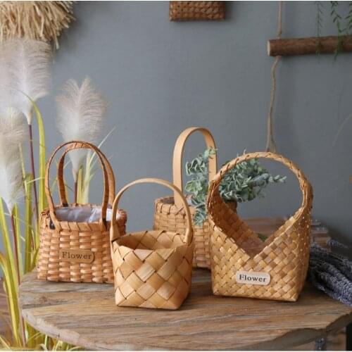 Garden Wood flower baskets, handbag style flower baskets, wood Handmade weaving Crafts, home decoration tabletop flower baskets