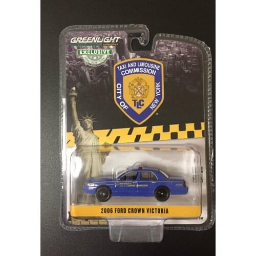 Greenlight CARS 1/64 2006 Ford Crown Victoria New York City Taxi collection version of the car model toy gift