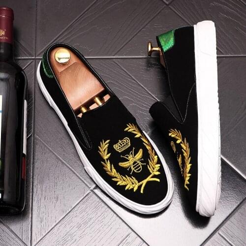 Italian classic canvas shoes men 2021 casual lazy shoes bee black canvas moccasin men slip on loafers casual flats