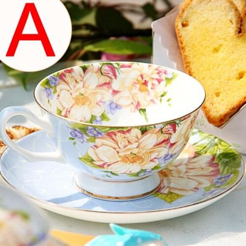 Coffee Cup Set Afternoon Tea Set Ceramic British Red Tea Cup Saucer Home Set Exquisite Bone China Retro Tea Cup Set