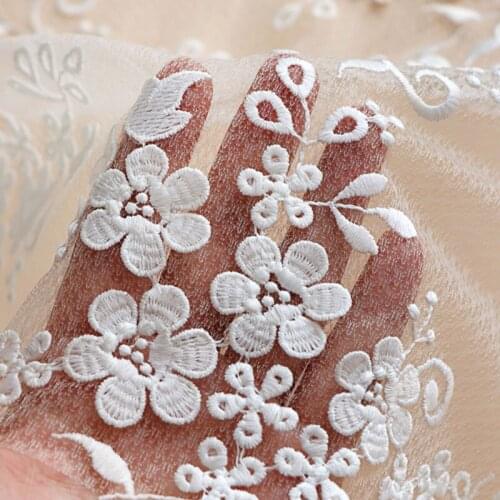 High quality mesh sewing Three dimensional flower with white embroidery fabric High grade dress cheongsam patchwork